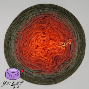 Colour Gradient Yarn Cake Classic - Mountain Ash - New