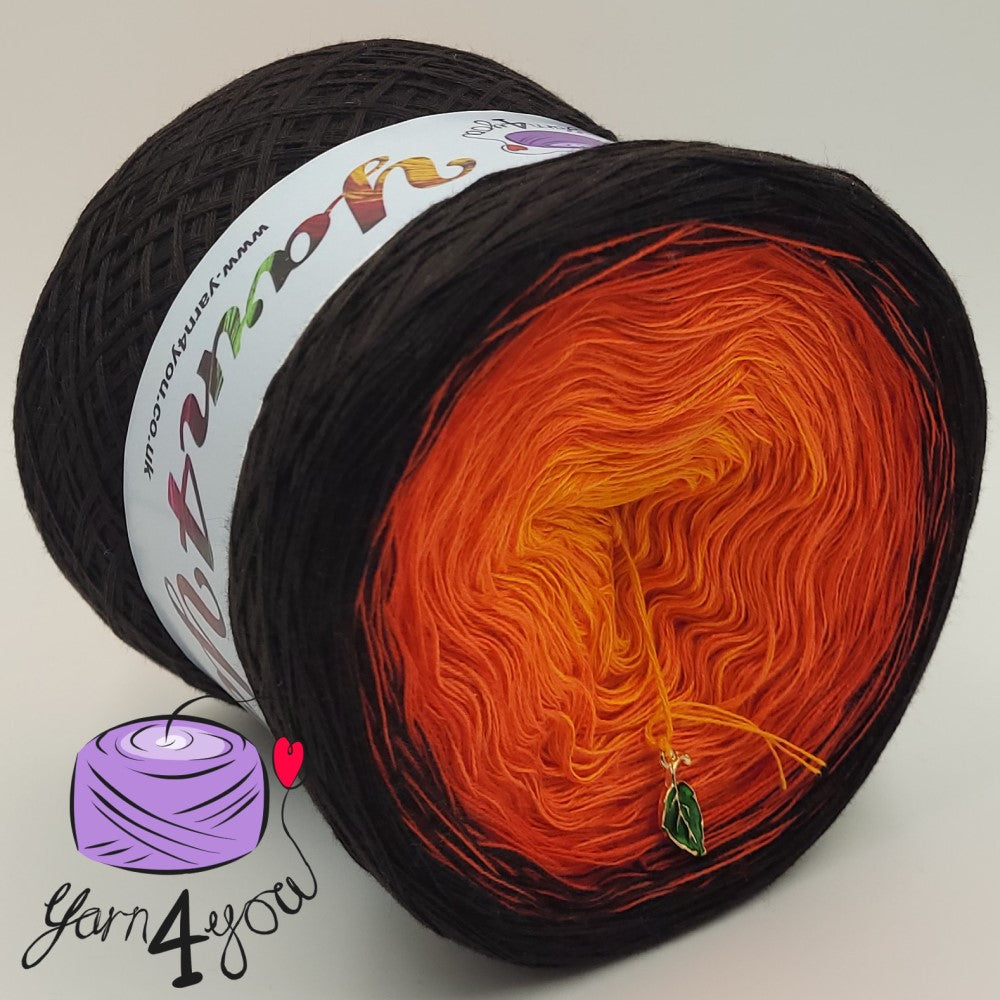 Colour Gradient Yarn Cake Classic - Spooky Pumpkin - New