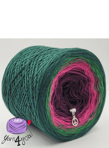 Colour Gradient Yarn Cake Classic - Loo Laybee - New